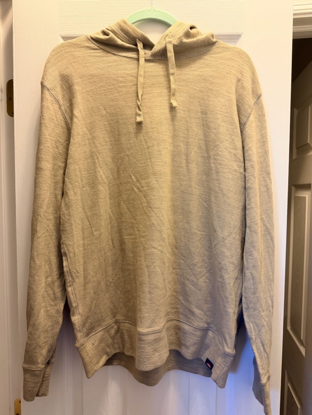 Faherty Lightweight Hooded Sweatshirt in Beige